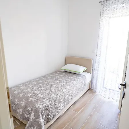 Apartment Oasis 300 Meters From The - By Ta Leut Agency