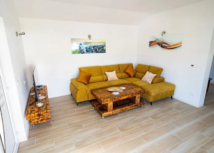 Oasis 300 Meters From The - By Ta Leut Agency * Privlaka (Zadar)