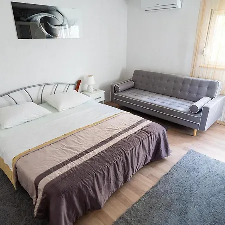 Oasis 300 Meters From The - By Ta Leut Agency Apartament *