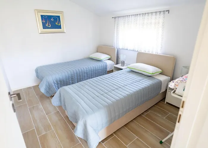 Oasis 300 Meters From The - By Ta Leut Agency דירה *